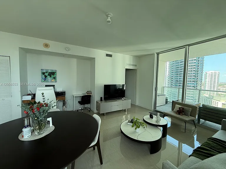 300 S Biscayne Blvd #T-3301 — Photo 7