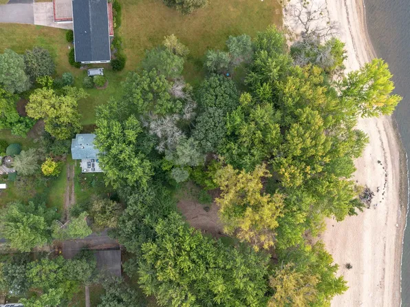 16880 Saint Marys Dr S, Lakeland, MN 55043