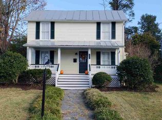 504 Locust Ave, Waynesboro, VA 22980