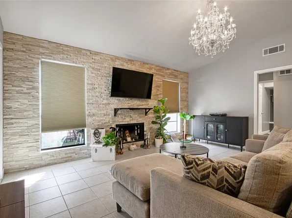 9707 Richmond Ave APT 112, Houston, TX 77042