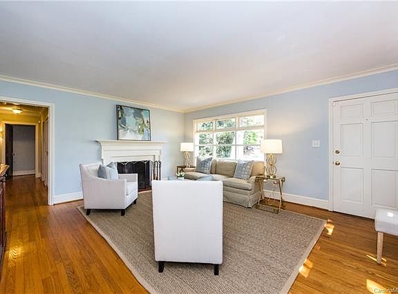 5th image of 3112 Pinehurst Pl