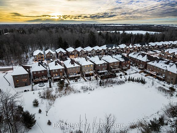 3rd image of 26 Scotia Rd