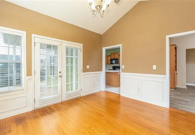 300 McKendree Ct — Photo 10