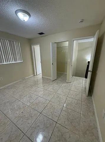 5232 SW 122nd Ter — Photo 18
