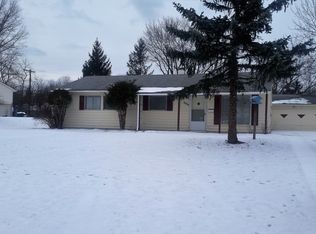 24565 Sherborne Rd, Bedford Heights, OH