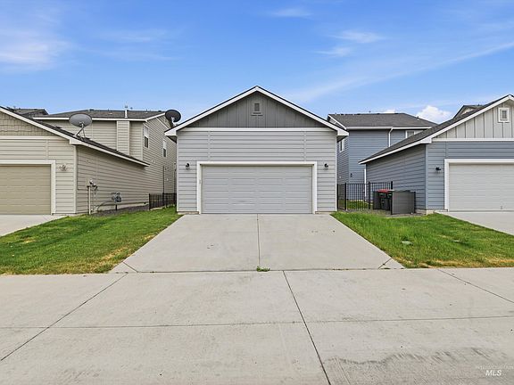 3rd image of 1814 W Heavy Timber Dr