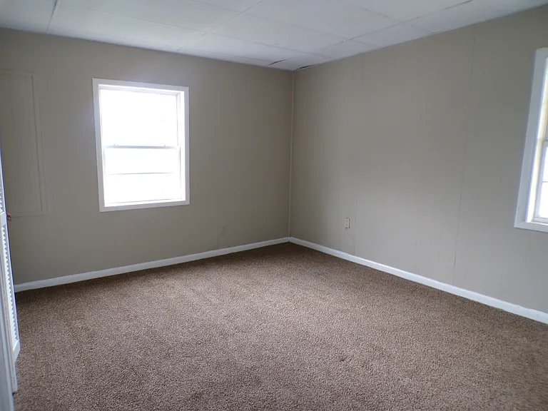 7417 Belgium Ave — Photo 2