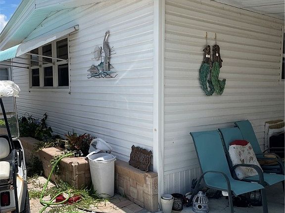 4th image of 17801 Eglantine Ln