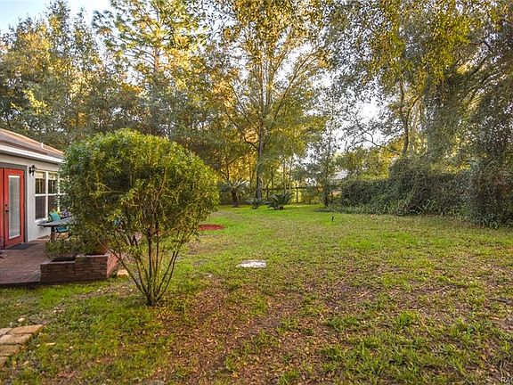 3rd image of 8722 N Creek Way