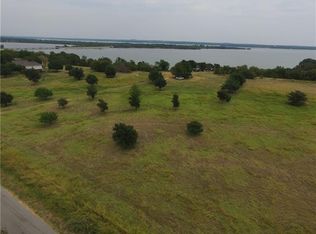 378 Chisam Rd, Valley View, TX 76272