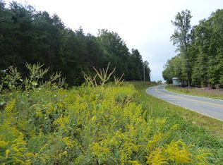 1076 Flippin Rd, Mount Airy, NC 27030