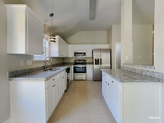 3rd image of 4926 Maurita Dr