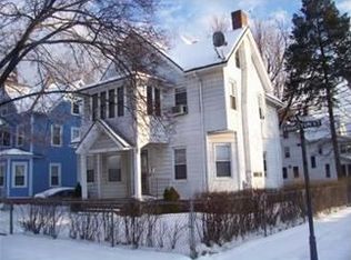 116 Princeton St, Springfield, MA 01109