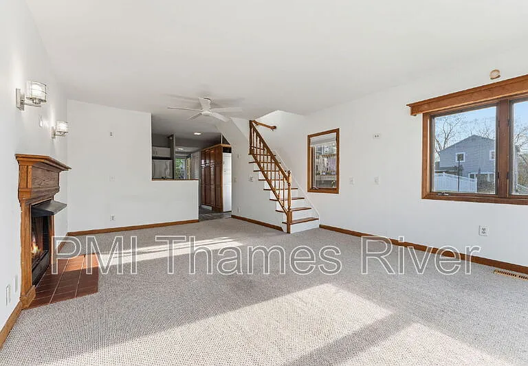 33 Laurel St — Photo 15