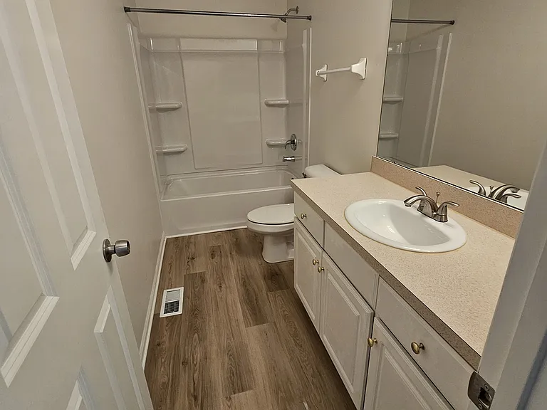 138 Wagnalls Ct — Photo 24