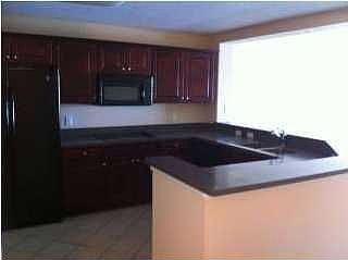 5th image of 770 Harbor Blvd Unit 5G