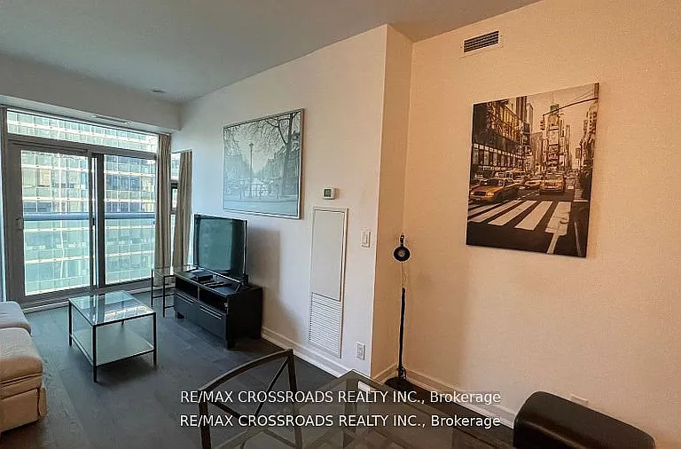 12 York St #2709 — Photo 9