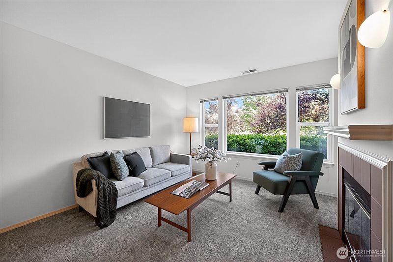 3rd image of 11510 Maple Court