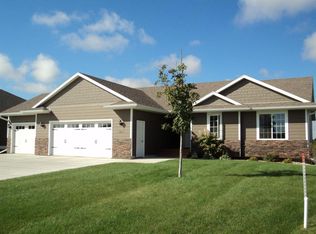3413 Kuchel Trl, Milford, IA 51351