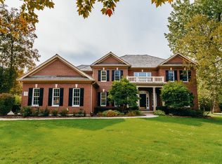 1213 Ashbury Ln, Libertyville, IL