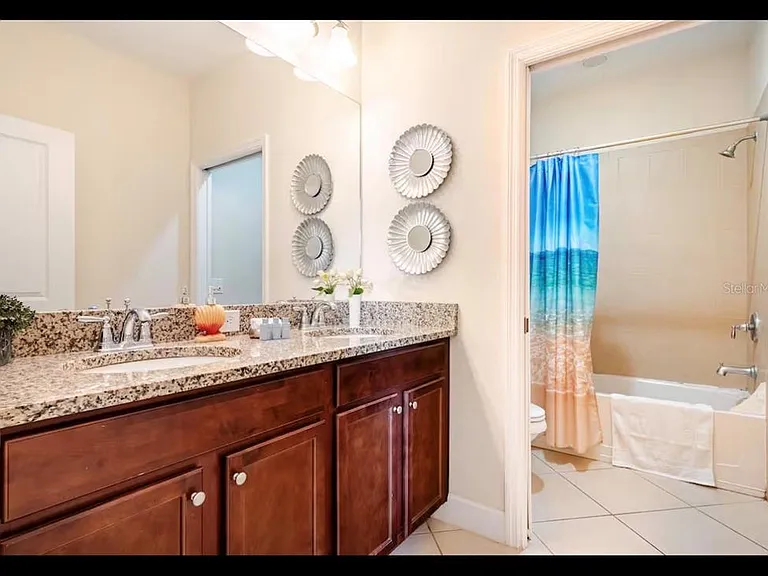 354 Captiva Dr — Photo 16