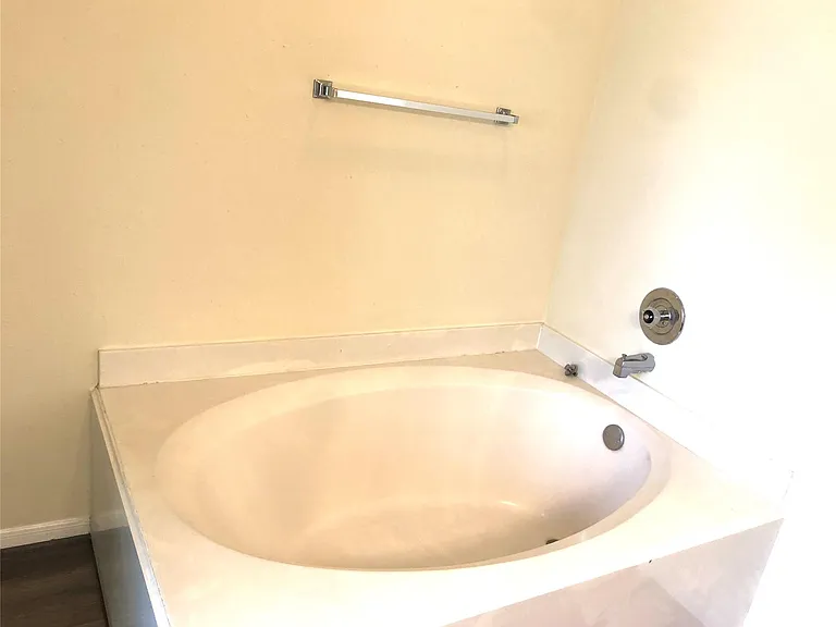 4819 Sunshine Dr — Photo 20