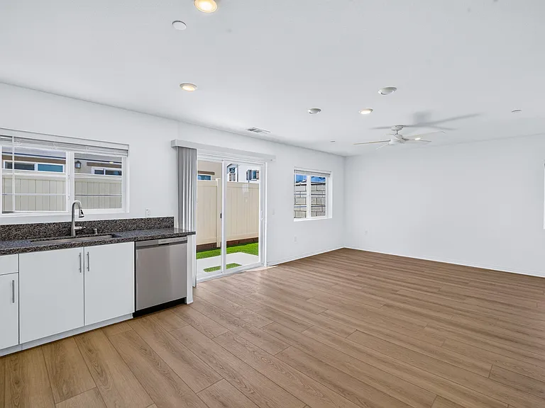 7030 Olive Grove St — Photo 8