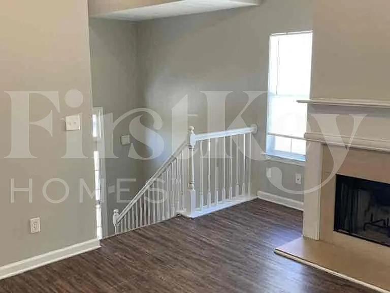7072 Shenandoah Trl — Photo 2