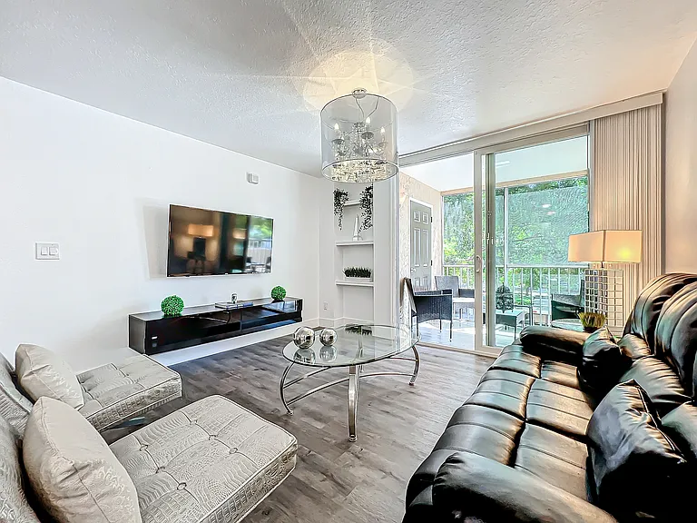 7520 Seurat St #201 — Photo 2