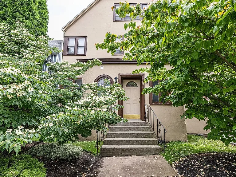 43 Vick Park #A — Photo 7