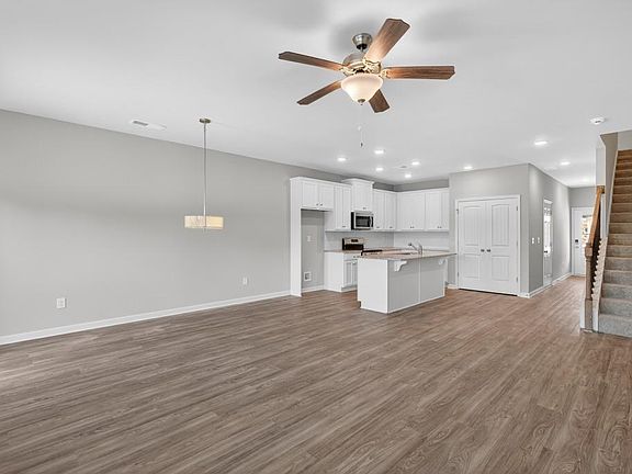 7th image of this home