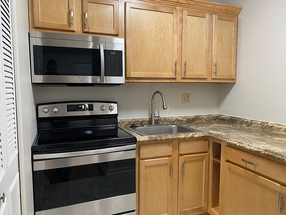 1st image of 2604 Le Blanc Ct APT 7