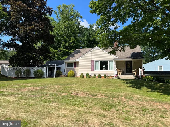 3664 Juniata Gap Rd, Altoona, PA 16601