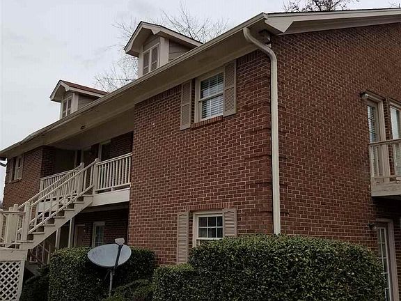 4th image of 6214-6218 NW Robinhood Ln #6222