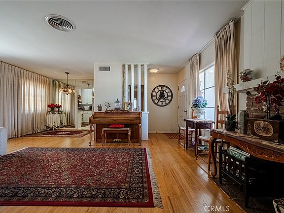 2nd image of 12642 Divan Pl