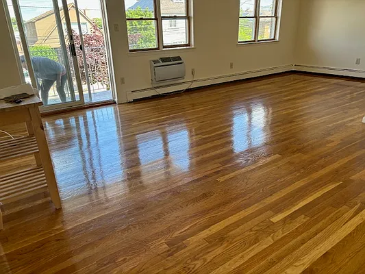 Rented by Alexiou Realty | media 4