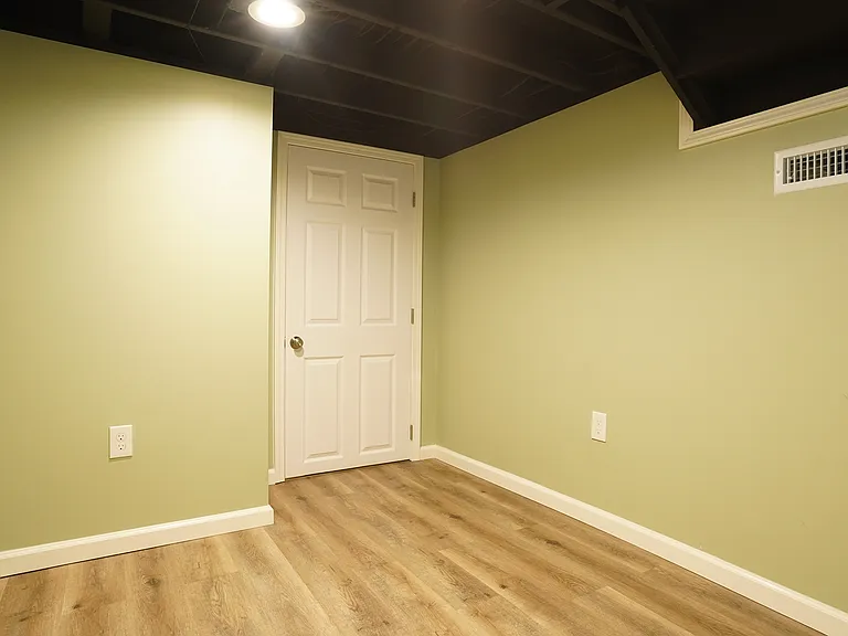 Basement Extra Room