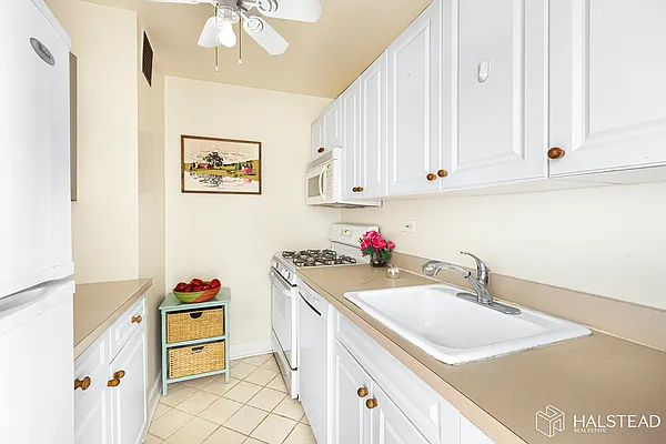 Sold by Brown Harris Stevens | media 16