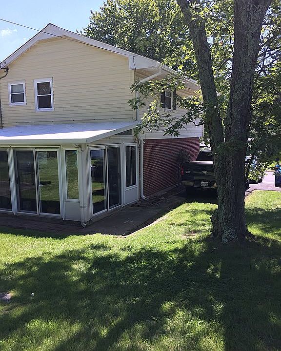 2nd image of 9800 Kerrigan Ct