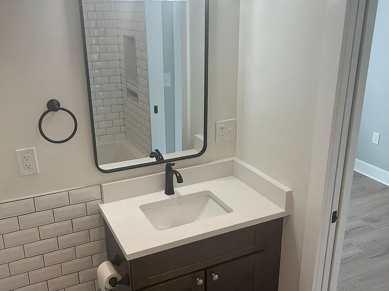 336 Channing St NE #B — Photo 6