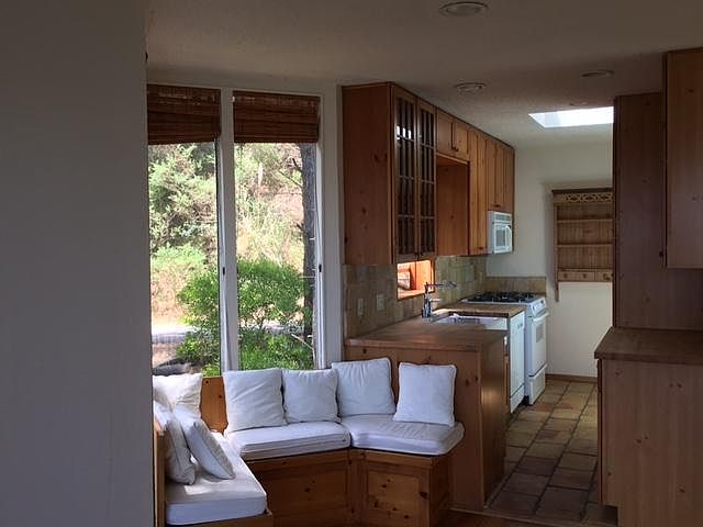1st image of 99 Marion Ave
