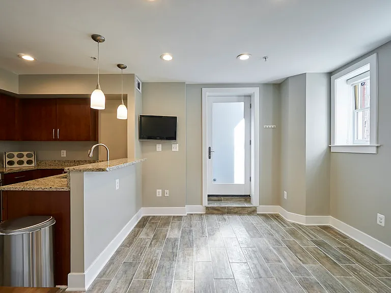 1801 Swann St NW #101 — Photo 1