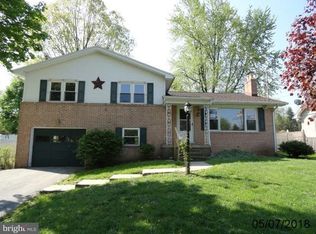 4208 Webster Dr, York, PA 17402