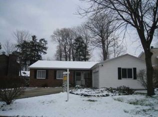 3917 Ridgewood Dr, Erie, PA 16506