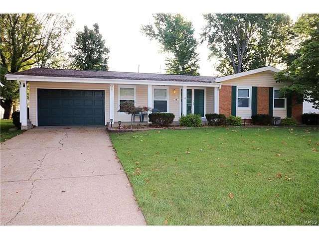 1499 Urbandale Dr photo 1