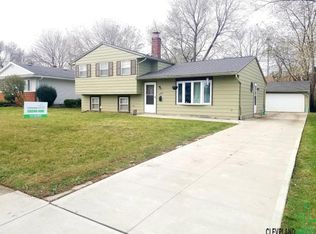 6306 Fry Rd, Brookpark, OH 44142