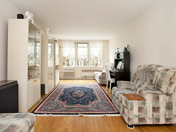 415 Argyle Rd APT 5J, Brooklyn, NY 11218