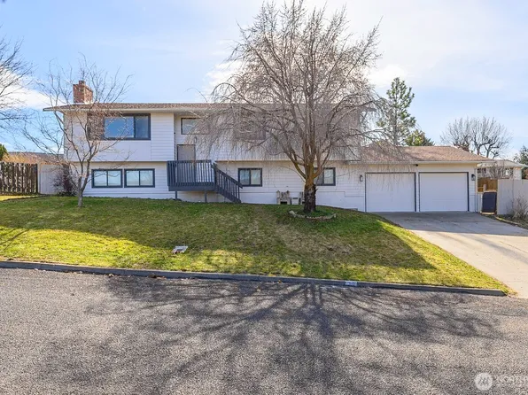 32 Diamond Street, Electric City, WA 99123