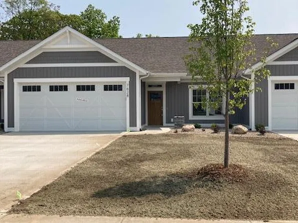 7628 Baldwin Woods Dr Unit 36, Jenison, MI 49428