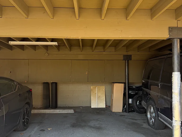 1447 E Windsor Rd #4 — Photo 15